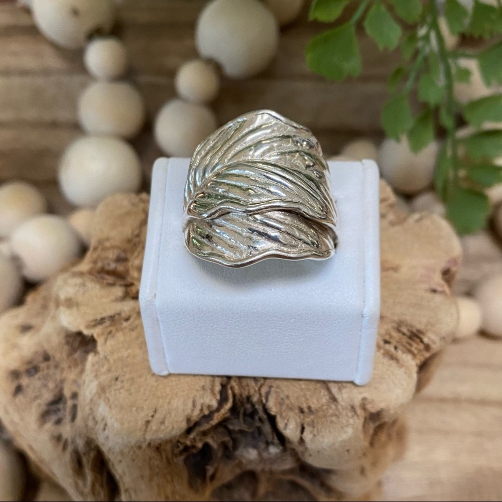 Israel sterling silver .925 leaf ring size 10